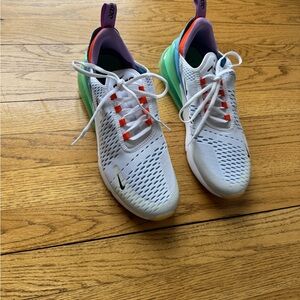 Women’s Nike Tennis Shoes